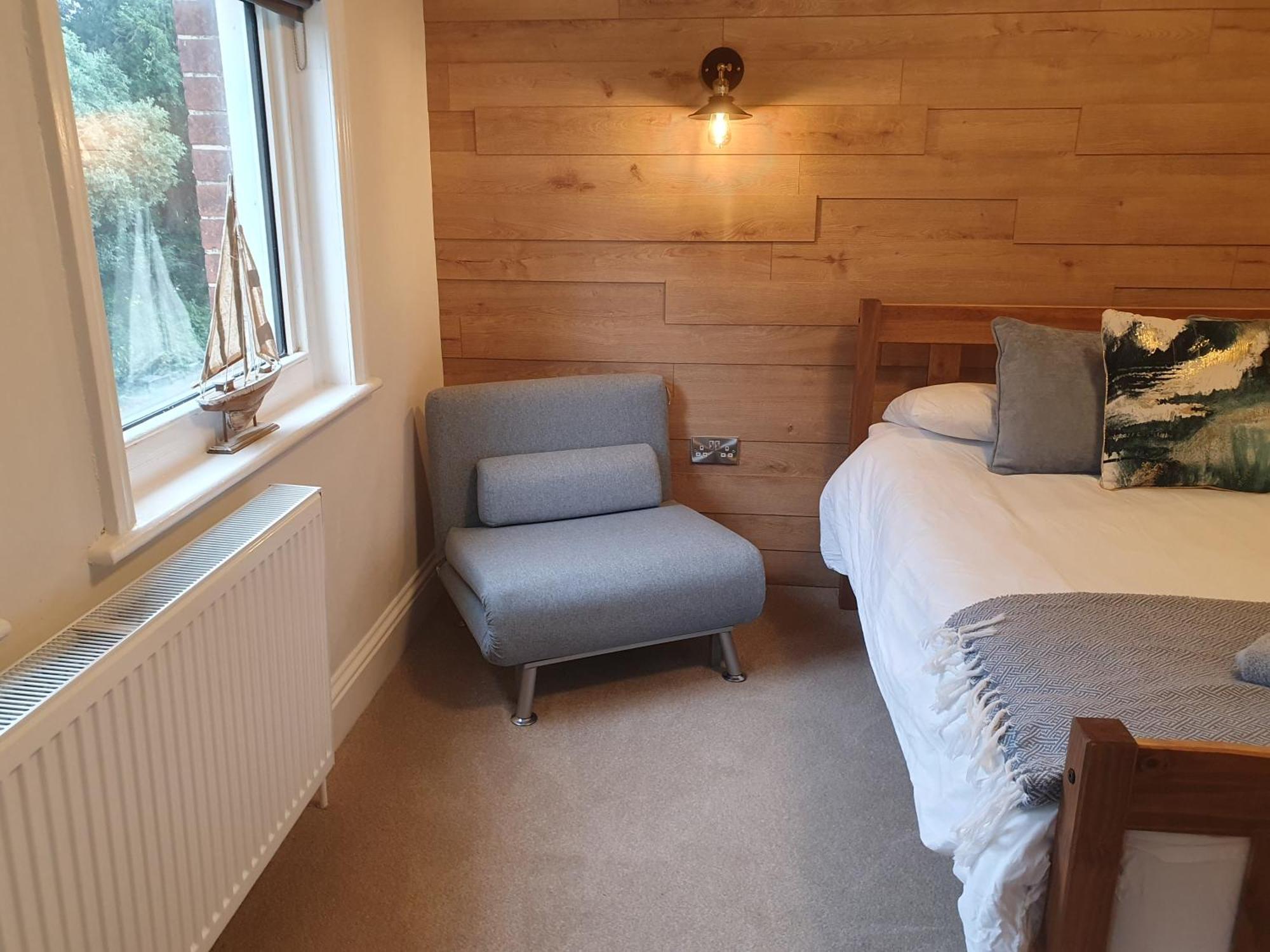 Aqua Nest Eastbourne - En-Suite, Free Parking, Kitchen Екстериор снимка